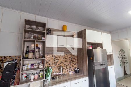 Casa à venda com 158m², 3 quartos e 2 vagasCozinha - Armários