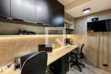 Apartamento à venda com 123m², 3 quartos e 1 vagaEscritório