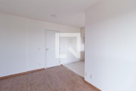 Sala de apartamento para alugar com 2 quartos, 60m² em Jardim das Belezas, Carapicuíba