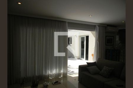Casa à venda com 4 quartos, 280m² em Interlagos, São Paulo