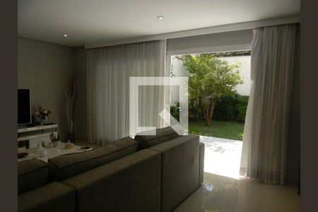 Casa à venda com 4 quartos, 280m² em Interlagos, São Paulo