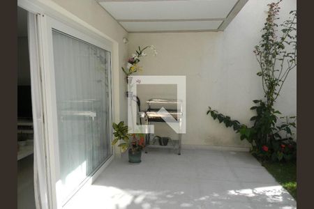 Casa à venda com 4 quartos, 280m² em Interlagos, São Paulo