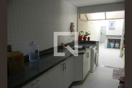 Casa à venda com 4 quartos, 280m² em Interlagos, São Paulo