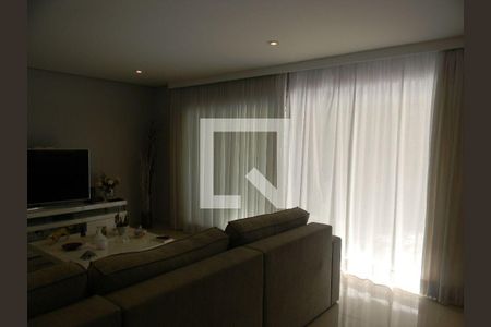 Casa à venda com 4 quartos, 280m² em Interlagos, São Paulo