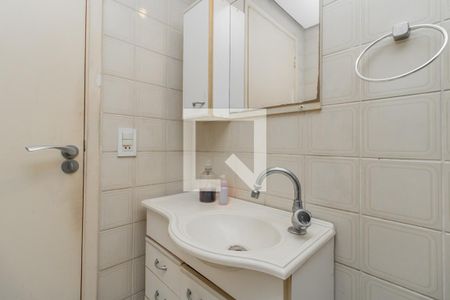Apartamento à venda com 70m², 2 quartos e 1 vaga Apartamento à venda com 70m², 2 quartos e 1 vagaBanheiro