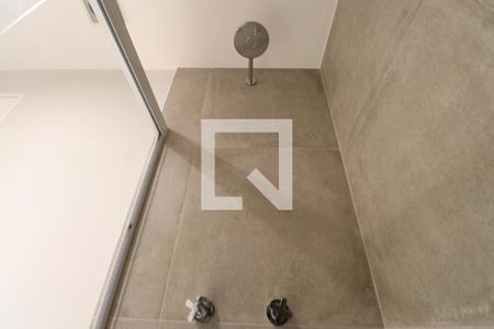 Apartamento à venda com 61m², 1 quarto e 2 vagasdetalhe do Banheiro 2