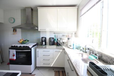 Casa de condomínio à venda com 203m², 4 quartos e 3 vagasCozinha