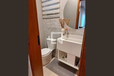 Casa à venda com 3 quartos, 155m² em Vila Carlos de Campos, São Paulo