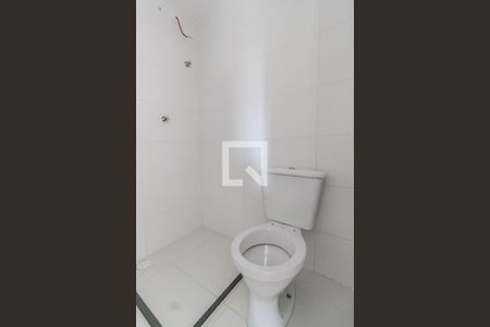 Banheiro de apartamento à venda com 1 quarto, 30m² em Parada Inglesa, São Paulo