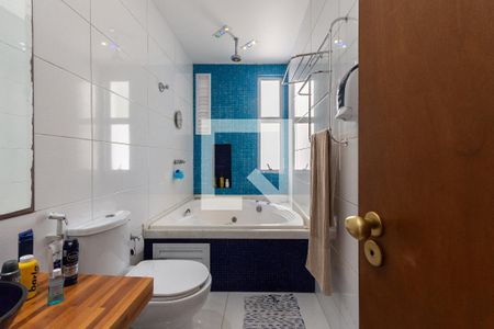 Apartamento à venda com 440m², 5 quartos e 5 vagasBanheiro 2