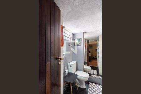 Apartamento à venda com 440m², 5 quartos e 5 vagasBanheiro 3