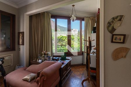 Apartamento à venda com 440m², 5 quartos e 5 vagasSuíte 1