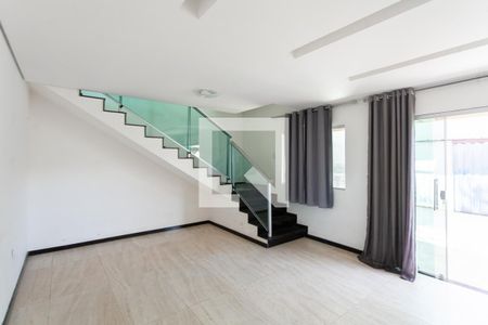 Sala 1 de casa à venda com 4 quartos, 210m² em Jaqueline, Belo Horizonte