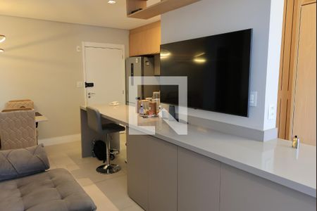 Sala  de apartamento à venda com 2 quartos, 65m² em Indianópolis, São Paulo