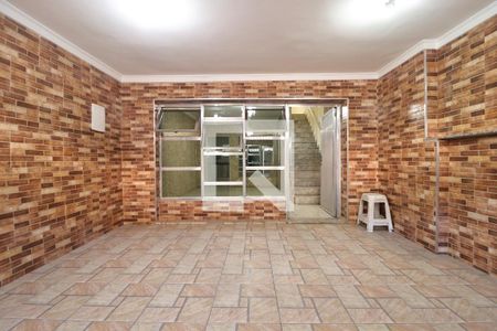 Garagem de casa para alugar com 2 quartos, 170m² em Vila Celeste, São Paulo