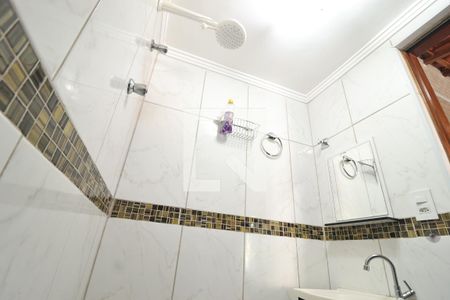 Casa à venda com 170m², 3 quartos e 1 vagaBanheiro