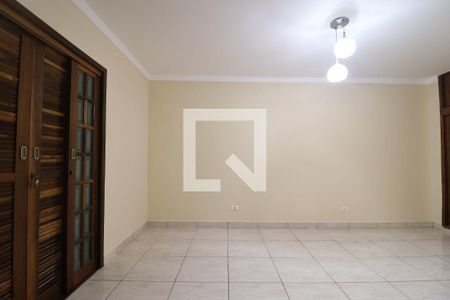 Casa à venda com 170m², 3 quartos e 1 vagaQuarto