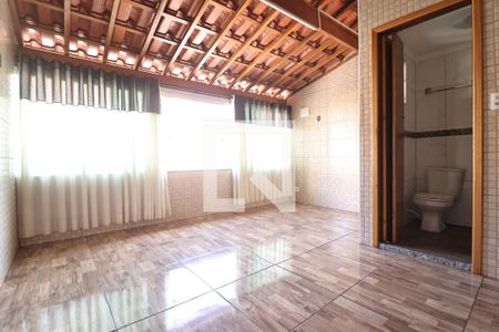 Casa à venda com 170m², 3 quartos e 1 vagaQuintal