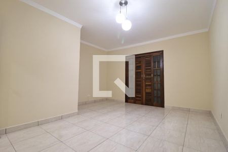 Casa à venda com 170m², 3 quartos e 1 vagaQuarto