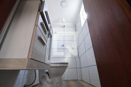 Casa à venda com 170m², 3 quartos e 1 vagaBanheiro