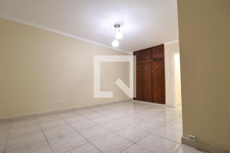 Casa à venda com 170m², 3 quartos e 1 vagaQuarto