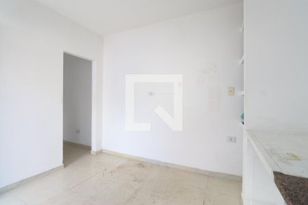 Casa à venda com 364m², 4 quartos e 5 vagasCozinha Edicula