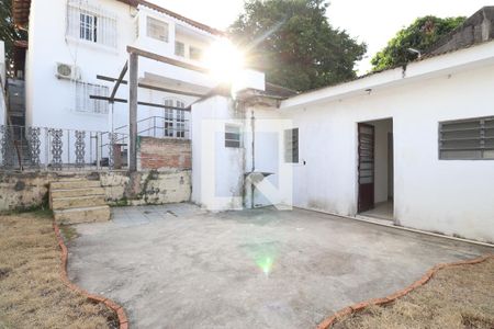 Casa à venda com 364m², 4 quartos e 5 vagasEdicula