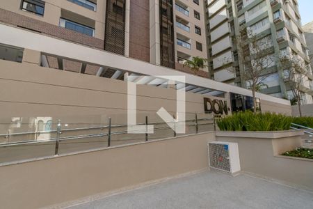 Apartamento à venda com 48m², 1 quarto e 2 vagasFachada e portaria