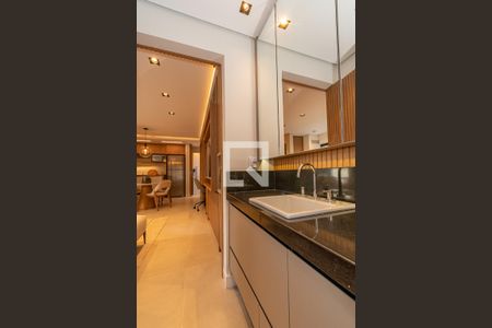 Banheiro da Suíte  de apartamento à venda com 1 quarto, 48m² em Cambuí, Campinas