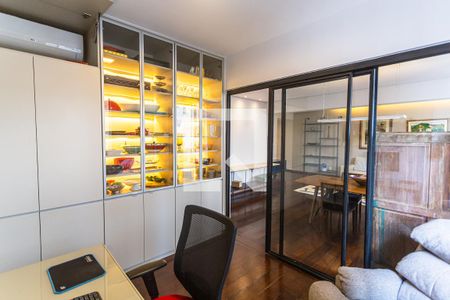 Escritório de apartamento à venda com 4 quartos, 136m² em Lourdes, Belo Horizonte