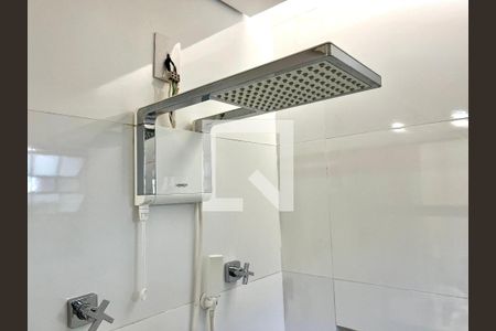 Casa à venda com 180m², 3 quartos e 2 vagasBanheiro 2