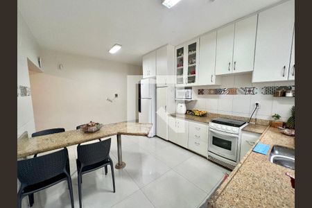 Cozinha de casa à venda com 3 quartos, 180m² em Alvorada, Contagem