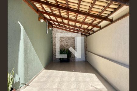 Casa à venda com 180m², 3 quartos e 2 vagasÁrea externa 