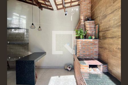 Casa à venda com 180m², 3 quartos e 2 vagasÁrea externa 