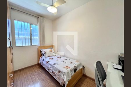Quarto 1 de casa à venda com 3 quartos, 180m² em Alvorada, Contagem