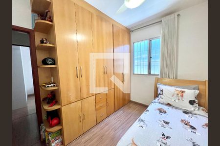 Casa à venda com 180m², 3 quartos e 2 vagasQuarto 1