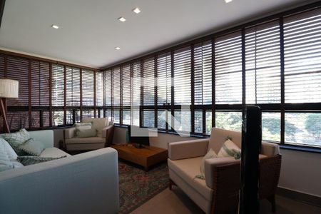 Varanda de apartamento à venda com 3 quartos, 189m² em Vila Romana, São Paulo