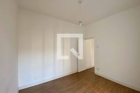 Quarto de apartamento à venda com 1 quarto, 60m² em Catete, Rio de Janeiro