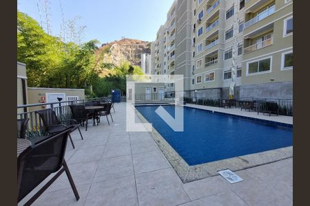 Apartamento à venda com 50m², 2 quartos e 1 vaga Apartamento à venda com 50m², 2 quartos e 1 vagaÁrea comum - Piscina