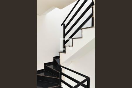 Casa à venda com 76m², 2 quartos e 1 vaga Casa à venda com 76m², 2 quartos e 1 vagaAcesso a Cobertura