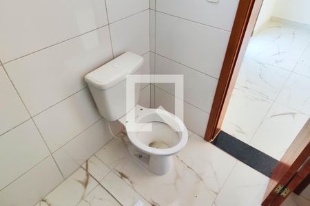 Casa à venda com 76m², 2 quartos e 1 vaga Casa à venda com 76m², 2 quartos e 1 vagaBanheiro da Suite 1