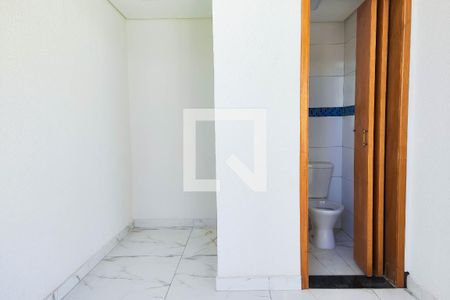 Casa à venda com 76m², 2 quartos e 1 vaga Casa à venda com 76m², 2 quartos e 1 vagaCobertura