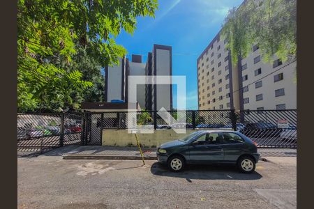 Apartamento para alugar com 45m², 2 quartos e 1 vaga Apartamento para alugar com 45m², 2 quartos e 1 vagaFachada