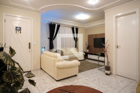 Casa para alugar com 3 quartos, 170m² em Vila Nova Savoia, São Paulo