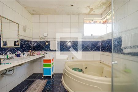 Casa à venda com 240m², 3 quartos e 13 vagasBanheiro Quarto 