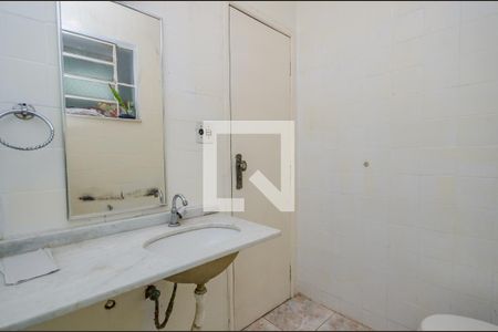 Casa à venda com 240m², 3 quartos e 13 vagasBanheiro