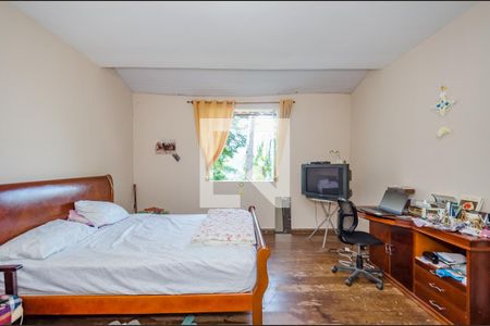 Casa à venda com 240m², 3 quartos e 13 vagasQuarto 