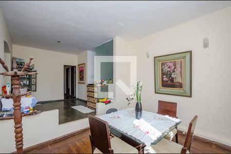 Casa à venda com 240m², 3 quartos e 13 vagasSala 2