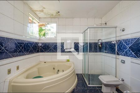 Casa à venda com 240m², 3 quartos e 13 vagasBanheiro Quarto 