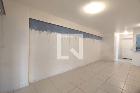 Sala de apartamento para alugar com 3 quartos, 85m² em Taquara, Rio de Janeiro